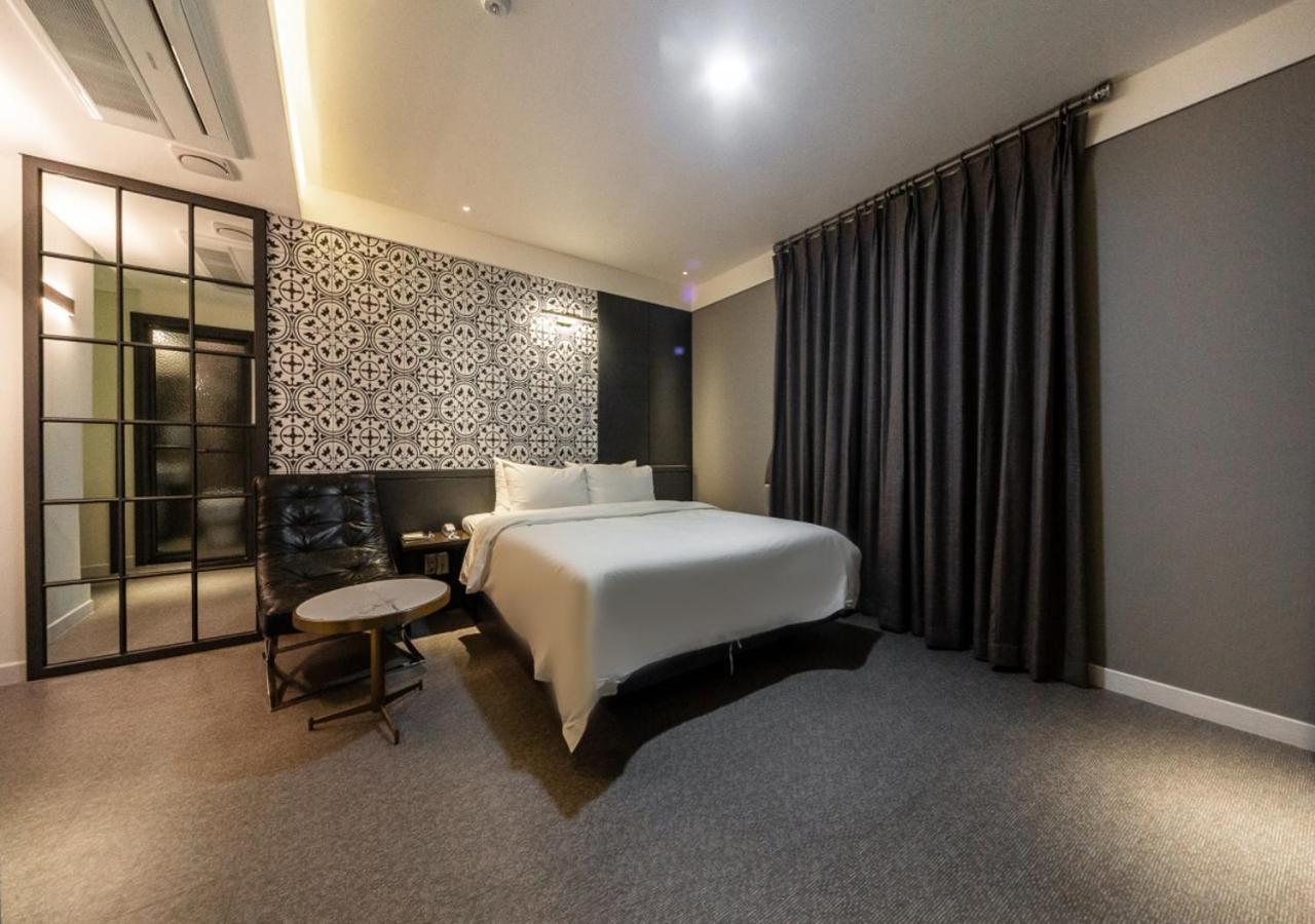 West In Hotel Yeosu Exterior photo