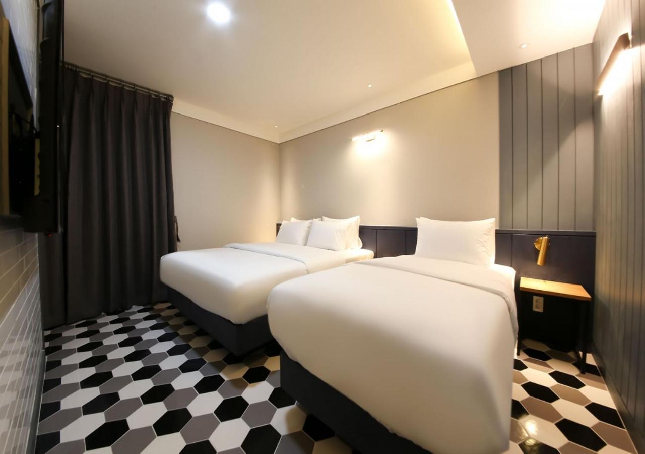 West In Hotel Yeosu Exterior photo