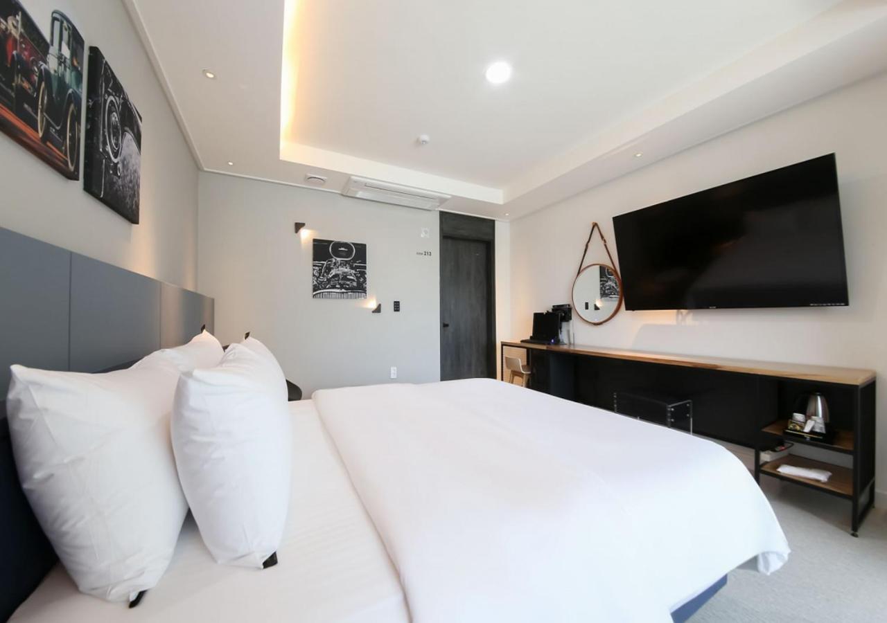 West In Hotel Yeosu Exterior photo