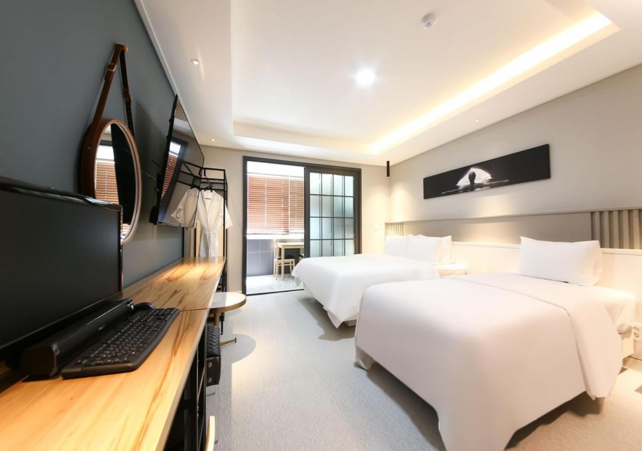 West In Hotel Yeosu Exterior photo