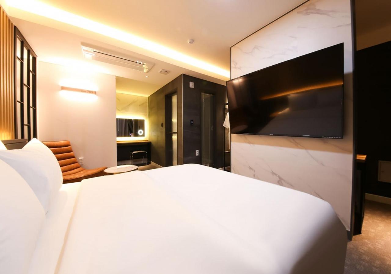 West In Hotel Yeosu Exterior photo
