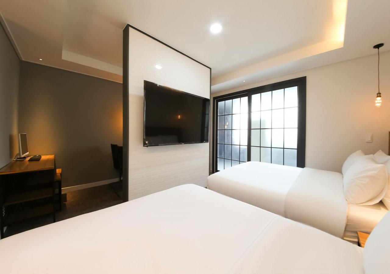 West In Hotel Yeosu Exterior photo